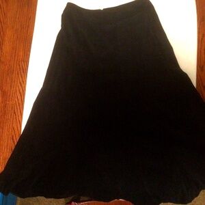 Christopher & Banks Black soft faux suede skirt size 4